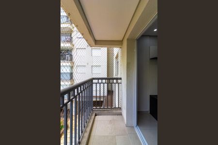 Apartamento à venda com 38m², 1 quarto e 1 vaga Apartamento à venda com 38m², 1 quarto e 1 vagaVaranda