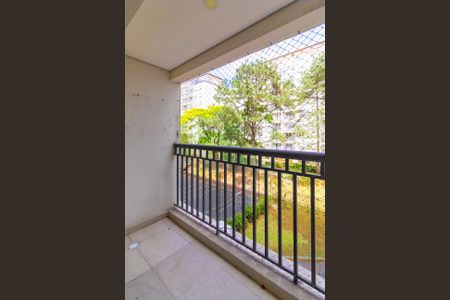 Apartamento à venda com 38m², 1 quarto e 1 vaga Apartamento à venda com 38m², 1 quarto e 1 vagaVaranda