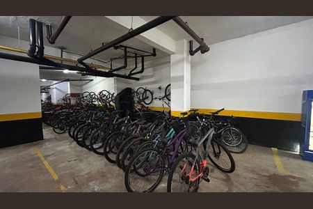 Apartamento à venda com 38m², 1 quarto e 1 vaga Apartamento à venda com 38m², 1 quarto e 1 vagaÁrea comum