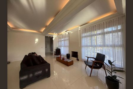 Casa de condomínio à venda com 474m², 4 quartos e 5 vagas Casa de condomínio à venda com 474m², 4 quartos e 5 vagasFoto 37