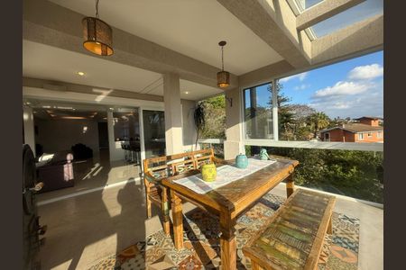 Casa de condomínio à venda com 474m², 4 quartos e 5 vagas Casa de condomínio à venda com 474m², 4 quartos e 5 vagasFoto 23