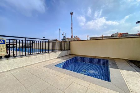 Apartamento à venda com 75m², 2 quartos e 2 vagasÁrea comum - Piscina