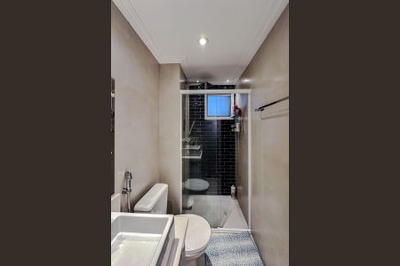 Apartamento à venda com 75m², 2 quartos e 2 vagas Apartamento à venda com 75m², 2 quartos e 2 vagasBanheiro da Suíte