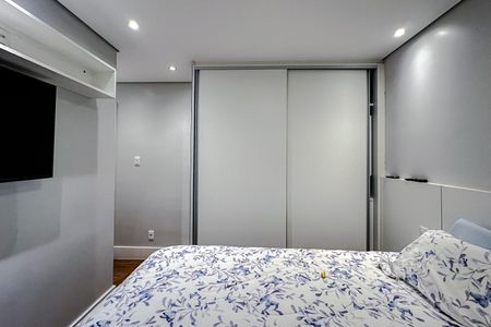 Apartamento à venda com 75m², 2 quartos e 2 vagas Apartamento à venda com 75m², 2 quartos e 2 vagasSuíte