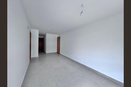 Sala de apartamento à venda com 2 quartos, 60m² em Recreio dos Bandeirantes, Rio de Janeiro