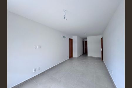 Sala de apartamento à venda com 2 quartos, 60m² em Recreio dos Bandeirantes, Rio de Janeiro