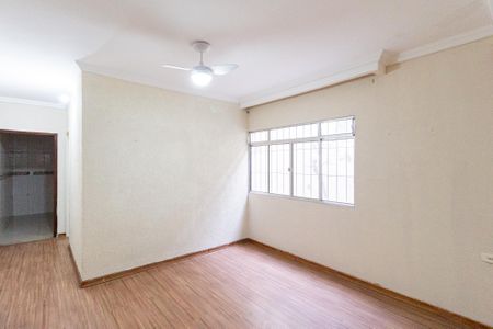 Sala de casa para alugar com 2 quartos, 80m² em Vila Silviania, Carapicuíba