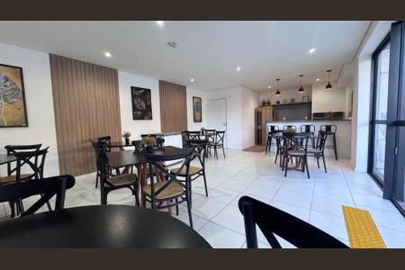 Apartamento para alugar com 40m², 2 quartos e 1 vaga Apartamento para alugar com 40m², 2 quartos e 1 vagaÁrea comum - Salão de festas