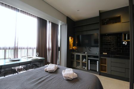 Sala/Quarto de kitnet/studio à venda com 1 quarto, 28m² em Vila Olímpia, São Paulo