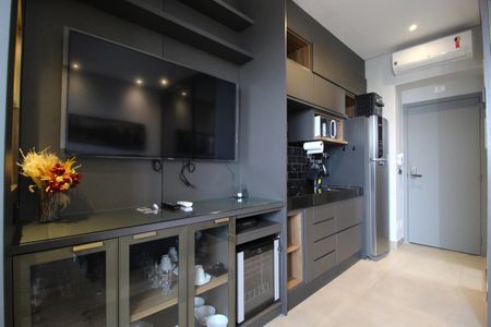 Cozinha de kitnet/studio à venda com 1 quarto, 28m² em Vila Olímpia, São Paulo