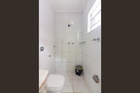 Casa à venda com 150m², 4 quartos e 1 vagaBanheiro 3