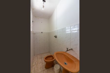 Casa à venda com 150m², 4 quartos e 1 vagaBanheiro da Serviço 