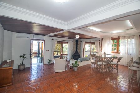 Sala de casa para alugar com 3 quartos, 350m² em Nonoai, Porto Alegre