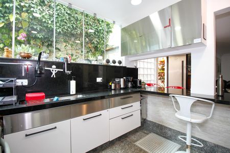 Casa para alugar com 180m², 3 quartos e 2 vagas Casa para alugar com 180m², 3 quartos e 2 vagasCozinha