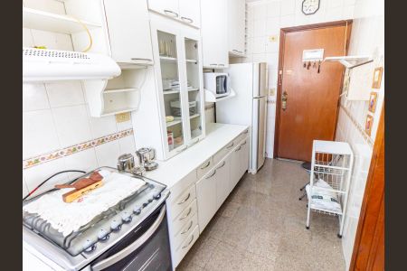 Apartamento à venda com 130m², 3 quartos e 1 vaga Apartamento à venda com 130m², 3 quartos e 1 vagaCozinha