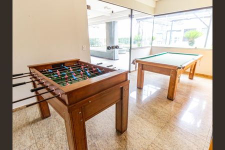 Apartamento à venda com 130m², 3 quartos e 1 vaga Apartamento à venda com 130m², 3 quartos e 1 vagaÁrea comum - Salão de jogos