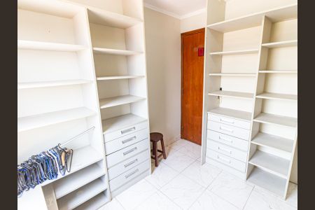 Apartamento à venda com 130m², 3 quartos e 1 vaga Apartamento à venda com 130m², 3 quartos e 1 vagaQuarto 2