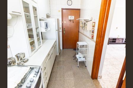 Apartamento à venda com 130m², 3 quartos e 1 vaga Apartamento à venda com 130m², 3 quartos e 1 vagaCozinha