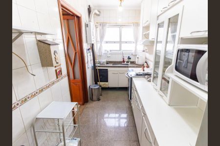 Apartamento à venda com 130m², 3 quartos e 1 vaga Apartamento à venda com 130m², 3 quartos e 1 vagaCozinha