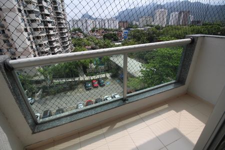 Varanda de apartamento para alugar com 2 quartos, 64m² em Barra Olímpica, Rio de Janeiro