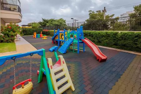 Apartamento à venda com 108m², 3 quartos e 2 vagasÁrea comum - Playground