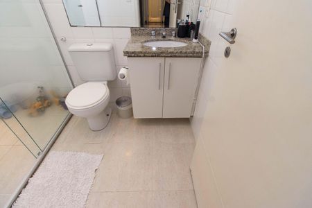 Apartamento à venda com 108m², 3 quartos e 2 vagasBanheiro da Suíte