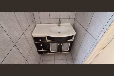 Casa à venda com 150m², 2 quartos e 2 vagas Casa à venda com 150m², 2 quartos e 2 vagasBanheiro Social