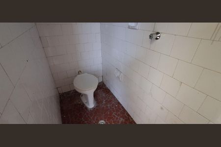 Casa à venda com 150m², 2 quartos e 2 vagas Casa à venda com 150m², 2 quartos e 2 vagasLavabo