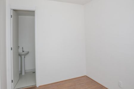 Suíte de apartamento para alugar com 1 quarto, 26m² em Parque Industrial Tomas Edson, São Paulo