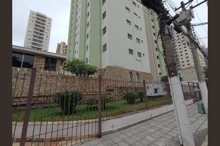 Apartamento à venda com 49m², 2 quartos e 1 vaga Apartamento à venda com 49m², 2 quartos e 1 vagaFachada