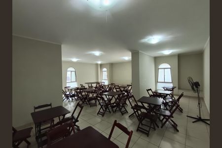 Apartamento à venda com 49m², 2 quartos e 1 vaga Apartamento à venda com 49m², 2 quartos e 1 vagaÁrea comum - Salão de festas