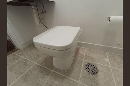 Apartamento à venda com 49m², 2 quartos e 1 vaga Apartamento à venda com 49m², 2 quartos e 1 vagaBanheiro