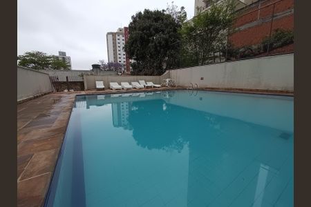 Apartamento à venda com 49m², 2 quartos e 1 vaga Apartamento à venda com 49m², 2 quartos e 1 vagaÁrea comum - Piscina