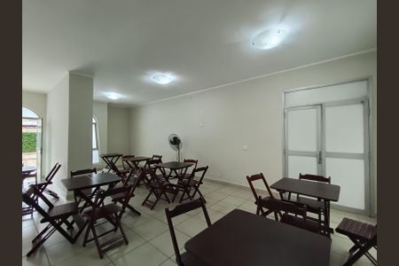 Apartamento à venda com 49m², 2 quartos e 1 vaga Apartamento à venda com 49m², 2 quartos e 1 vagaÁrea comum - Salão de festas