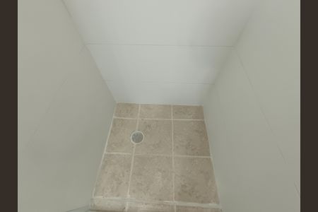 Apartamento à venda com 49m², 2 quartos e 1 vaga Apartamento à venda com 49m², 2 quartos e 1 vagaBanheiro