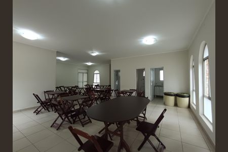 Apartamento à venda com 49m², 2 quartos e 1 vaga Apartamento à venda com 49m², 2 quartos e 1 vagaÁrea comum - Salão de festas