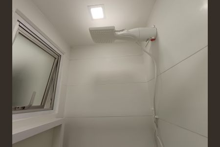 Apartamento à venda com 49m², 2 quartos e 1 vaga Apartamento à venda com 49m², 2 quartos e 1 vagaBanheiro