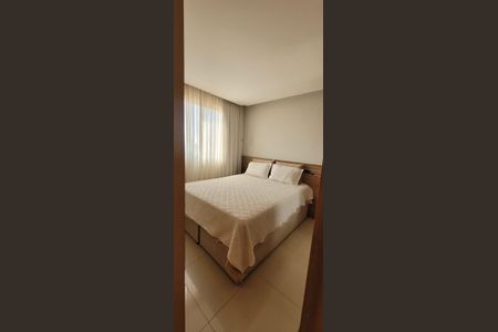 Cozinha de apartamento à venda com 3 quartos, 60m² em Planalto, Belo Horizonte