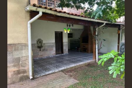 Casa à venda com 424m², 4 quartos e 4 vagas Casa à venda com 424m², 4 quartos e 4 vagasFoto 27