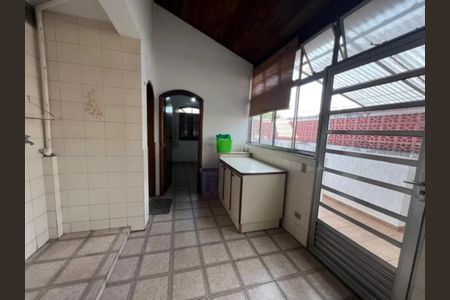 Casa à venda com 424m², 4 quartos e 4 vagas Casa à venda com 424m², 4 quartos e 4 vagasFoto 11