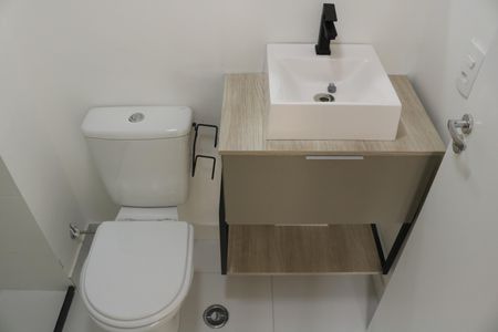 Apartamento à venda com 33m², 2 quartos e sem vagaBanheiro