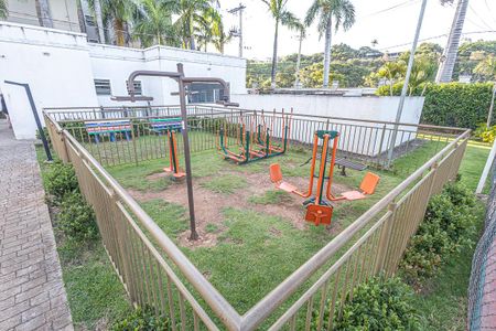 Apartamento à venda com 45m², 2 quartos e 1 vaga Apartamento à venda com 45m², 2 quartos e 1 vagalazer