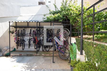 Apartamento à venda com 80m², 3 quartos e 1 vaga Apartamento à venda com 80m², 3 quartos e 1 vagaÁrea comum