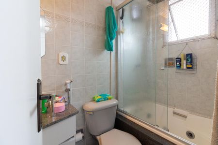 Apartamento à venda com 80m², 3 quartos e 1 vaga Apartamento à venda com 80m², 3 quartos e 1 vagaBanheiro da Suíte