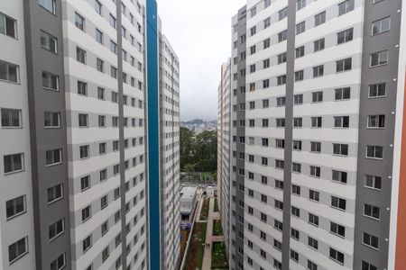 Vista Sala de apartamento à venda com 2 quartos, 35m² em Usina Piratininga, São Paulo