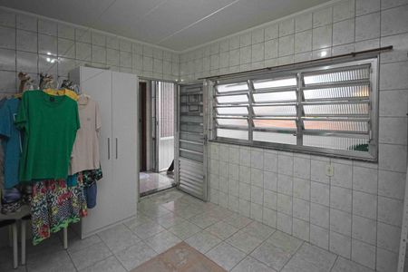 Casa à venda com 400m², 3 quartos e 2 vagas Casa à venda com 400m², 3 quartos e 2 vagasÁrea de Serviço