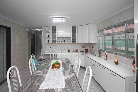 Casa à venda com 400m², 3 quartos e 2 vagas Casa à venda com 400m², 3 quartos e 2 vagasCozinha