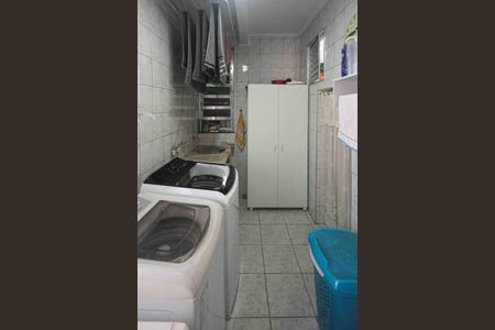 Casa à venda com 400m², 3 quartos e 2 vagas Casa à venda com 400m², 3 quartos e 2 vagasLavanderia