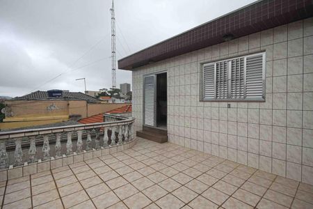 Casa à venda com 400m², 3 quartos e 2 vagas Casa à venda com 400m², 3 quartos e 2 vagasVaranda do quarto 2