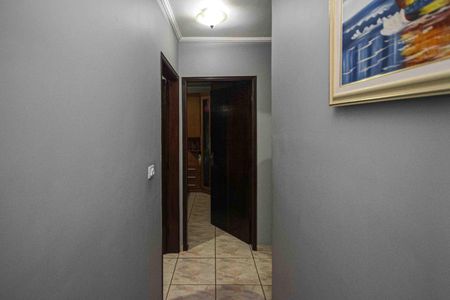 Casa à venda com 400m², 3 quartos e 2 vagas Casa à venda com 400m², 3 quartos e 2 vagasCorredor dos Quartos